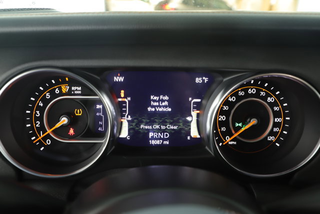 Used 2021 Jeep Wrangler Unlimited Sahara image 16