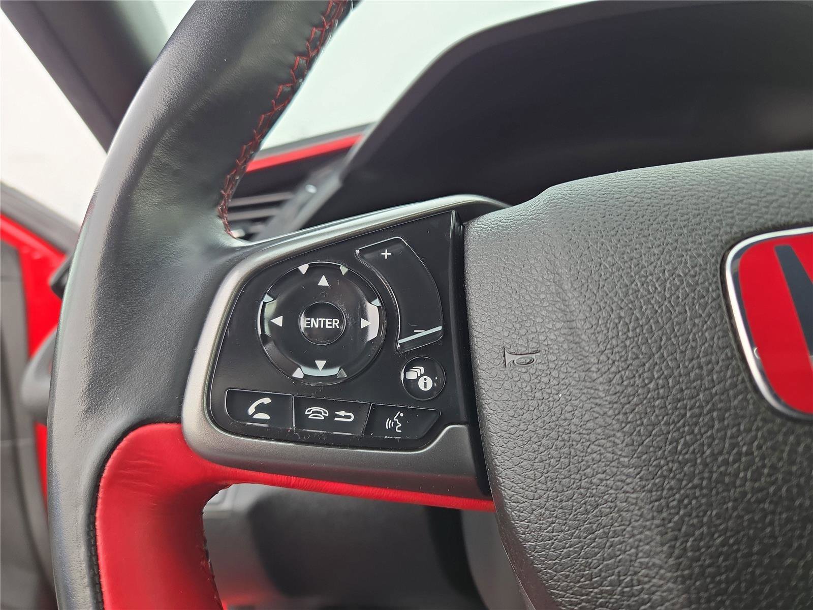 Used 2019 Honda Civic Type R image 14