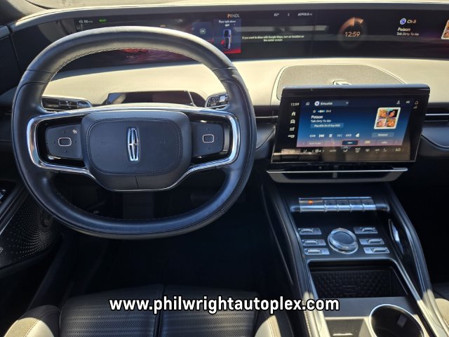 Used 2024 Lincoln Nautilus Reserve w/ Equipment Group 203A AWD/4WD image 14