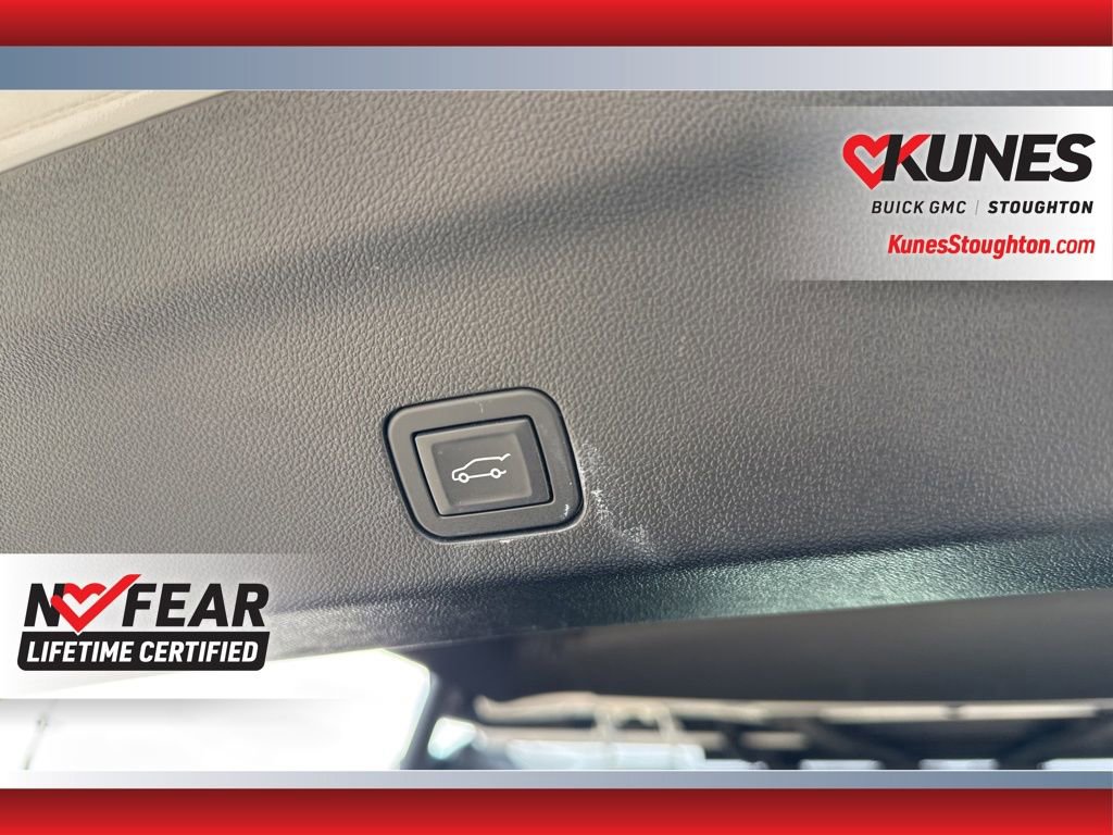 Used 2024 Cadillac Escalade ESV Sport Platinum w/ LPO, ONYX Package image 48