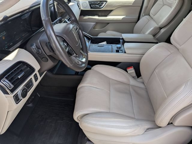 Used 2020 Lincoln Navigator Reserve w/ Luxury Package AWD/4WD image 12
