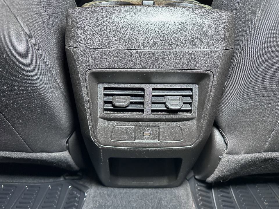 Used 2023 Chevrolet Colorado LT image 27