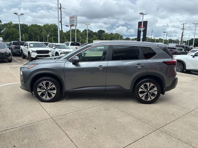 Used 2023 Nissan Rogue SV w/ SV Premium B Package FWD image 4