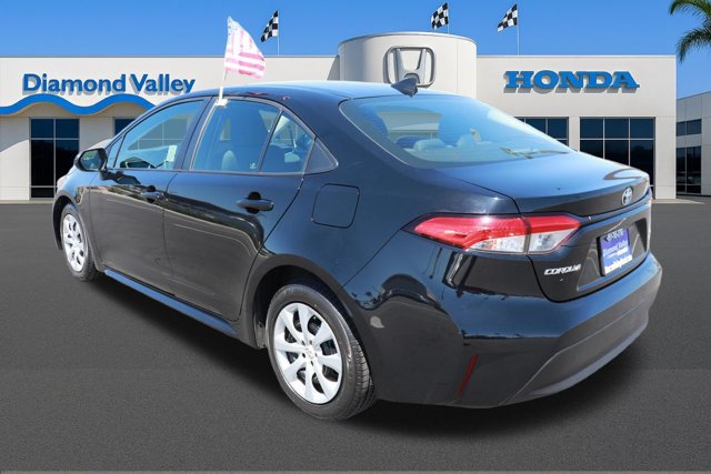 Used 2023 Toyota Corolla LE FWD image 4