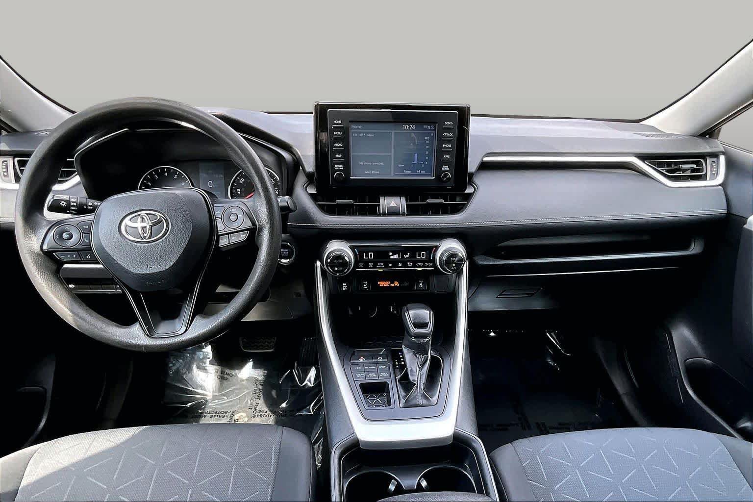 Used 2019 Toyota RAV4 XLE w/ Convenience Package AWD/4WD image 16