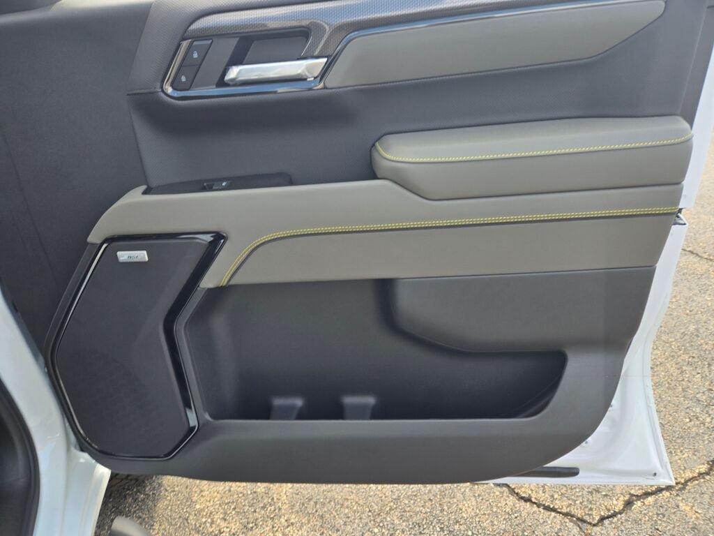 New 2026 Chevrolet Silverado 1500 ZR2 AWD/4WD image 7