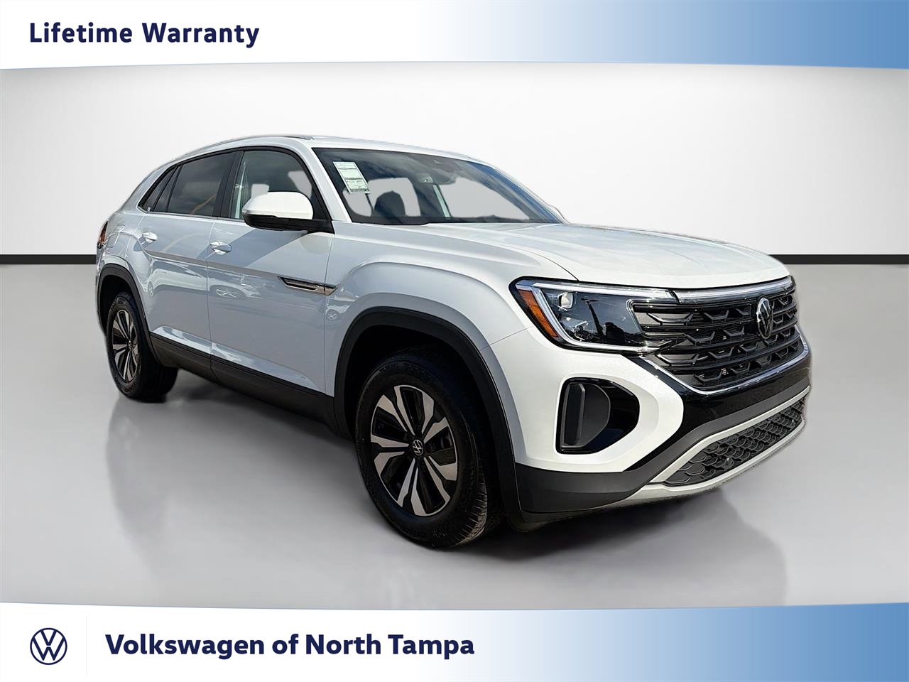 Used 2026 Volkswagen Atlas Cross Sport SE FWD image 1