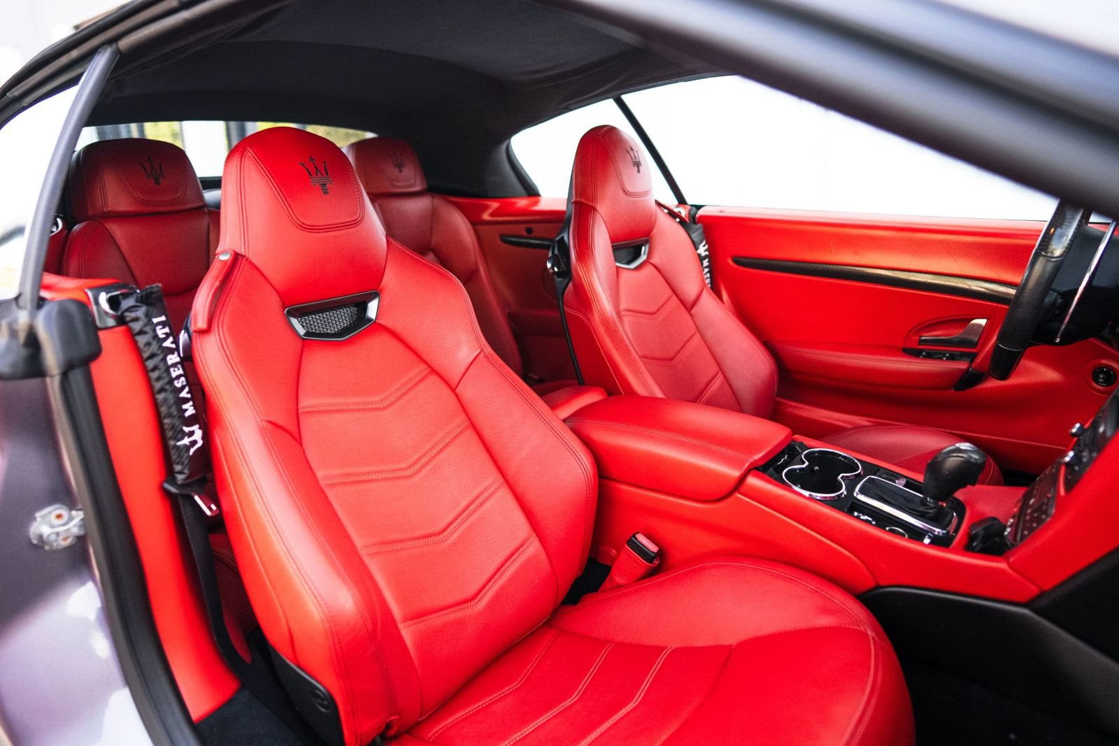 Used 2015 Maserati GranTurismo MC RWD image 13