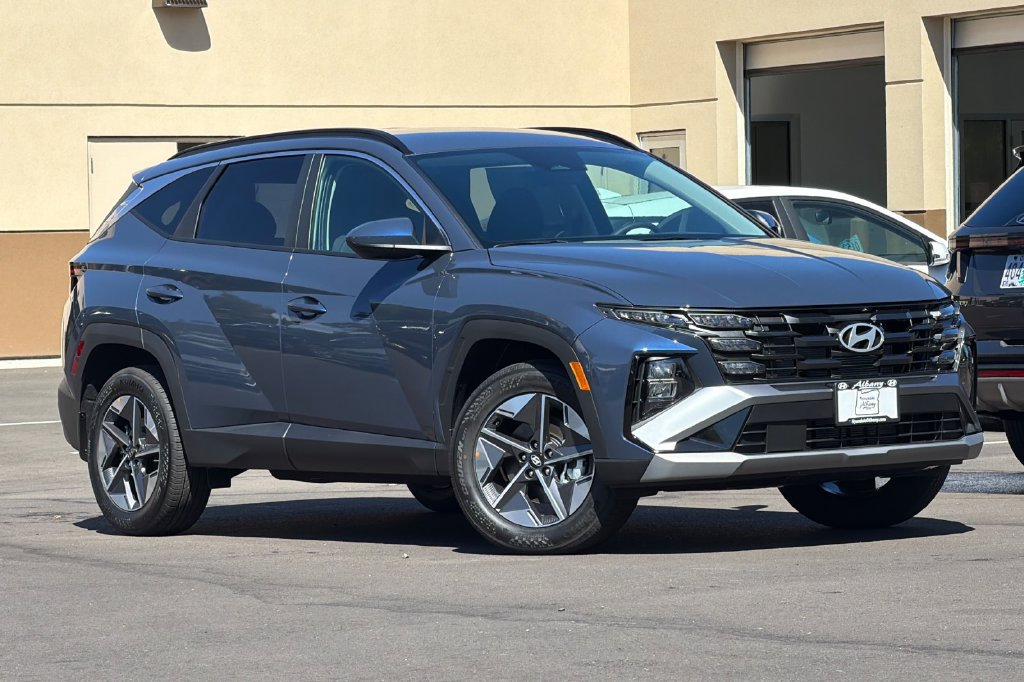 New 2026 Hyundai Tucson SEL AWD/4WD image 2