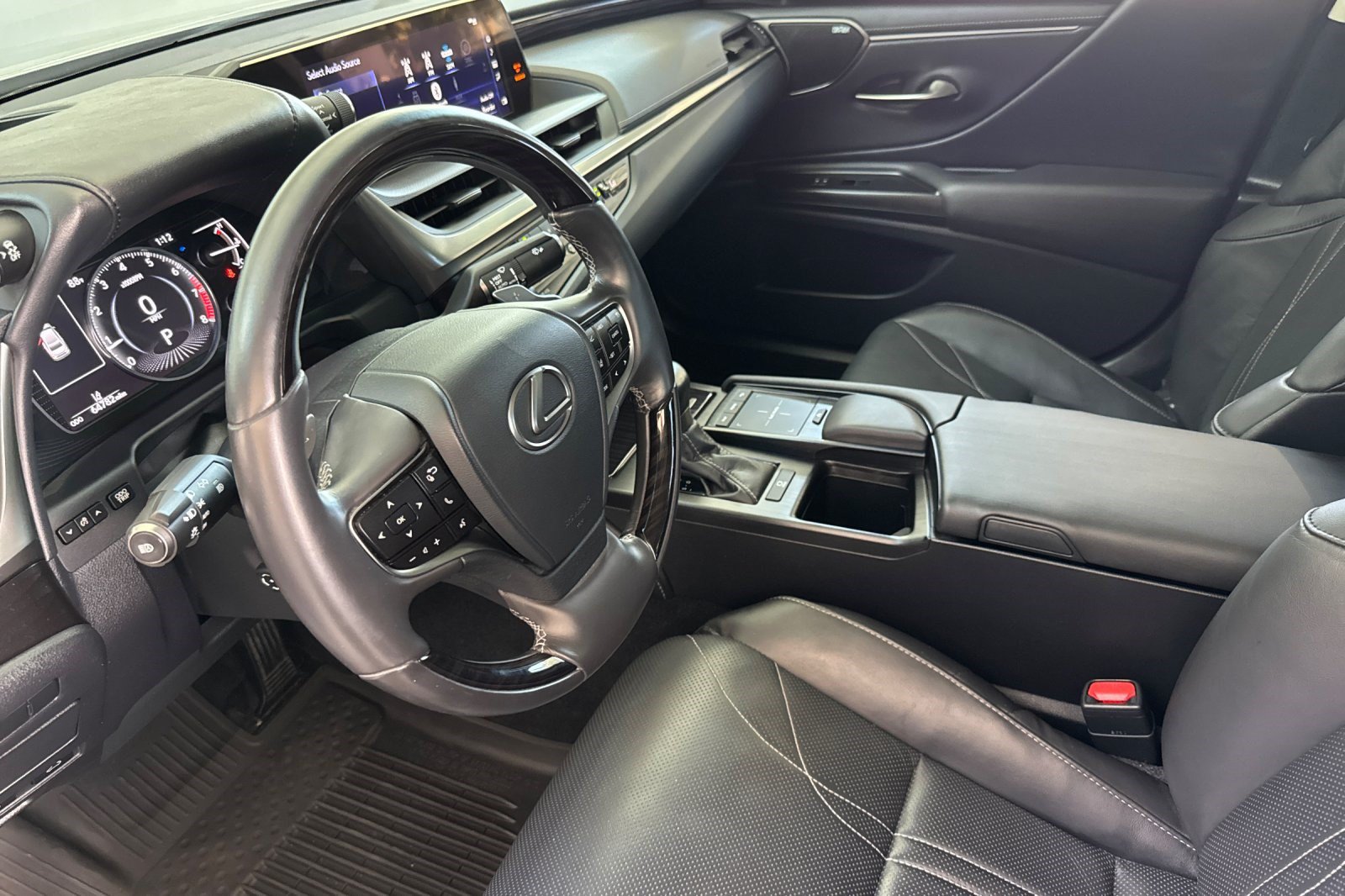 Used 2019 Lexus ES 350 w/ Accessory Package FWD image 11