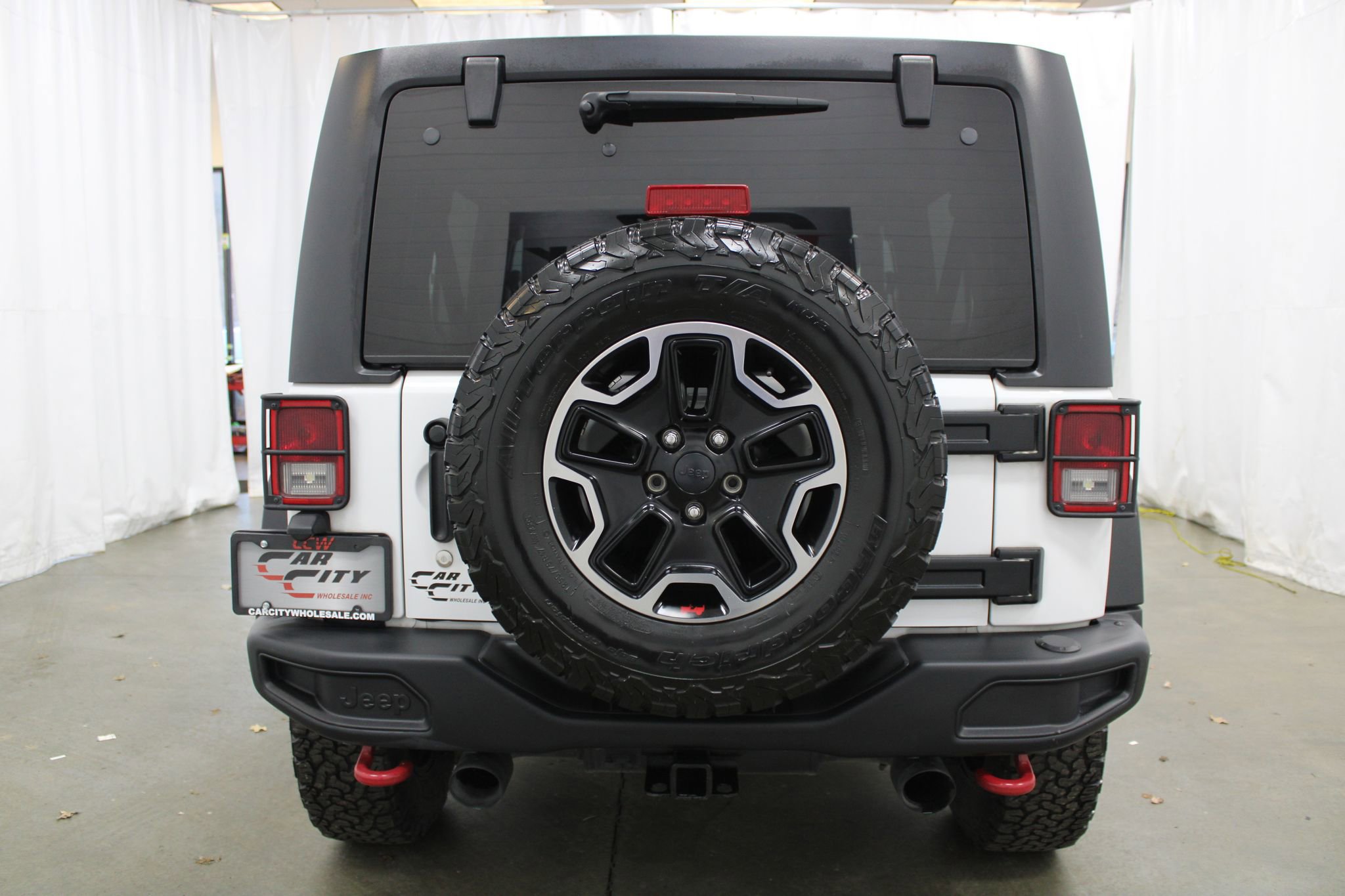 Used 2017 Jeep Wrangler Unlimited Rubicon image 6