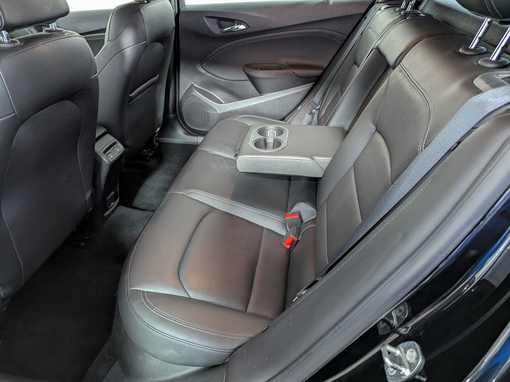 Used 2018 Chevrolet Cruze Premier FWD image 43