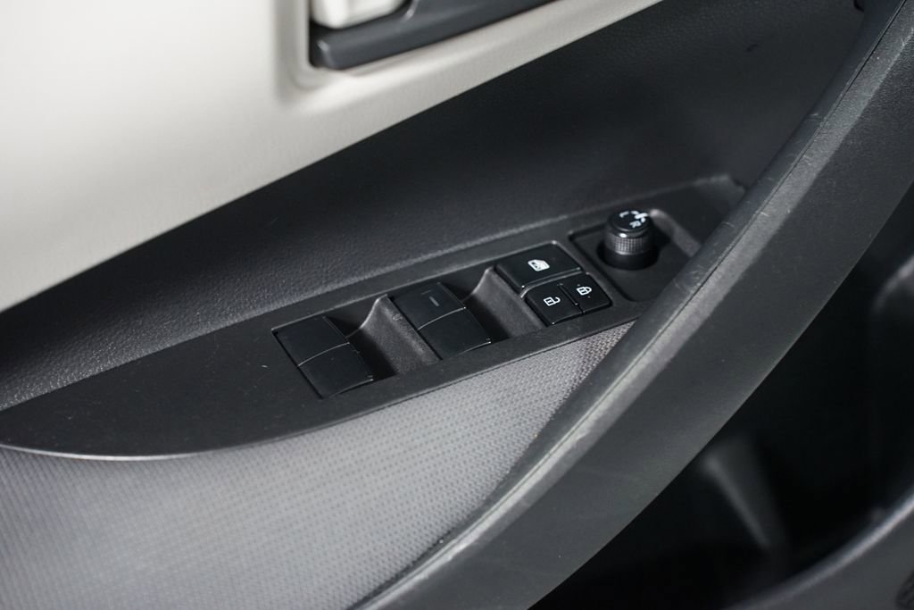 Certified 2022 Toyota Corolla LE image 27