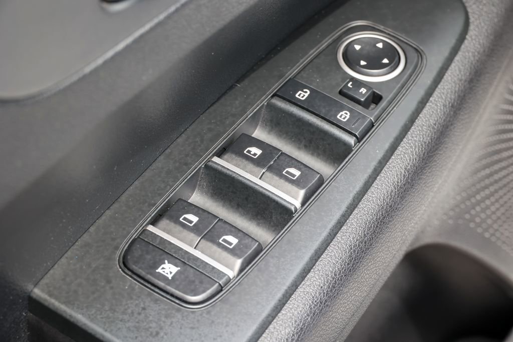 Used 2021 Kia Forte LXS FWD image 5