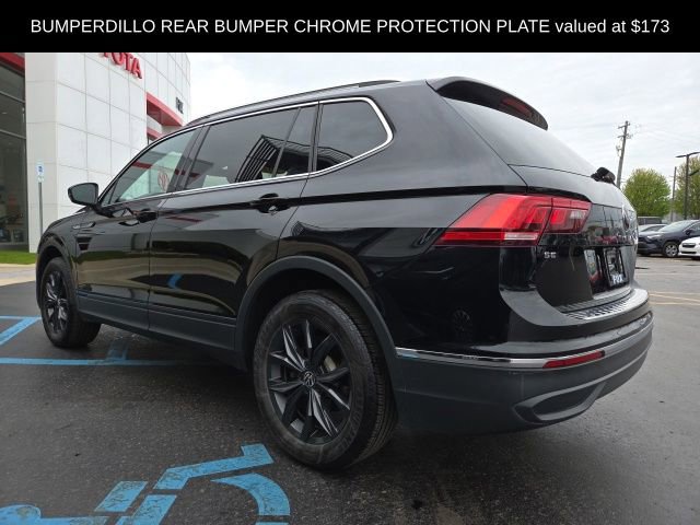Used 2024 Volkswagen Tiguan SE w/ Panoramic Sunroof Package AWD/4WD image 6