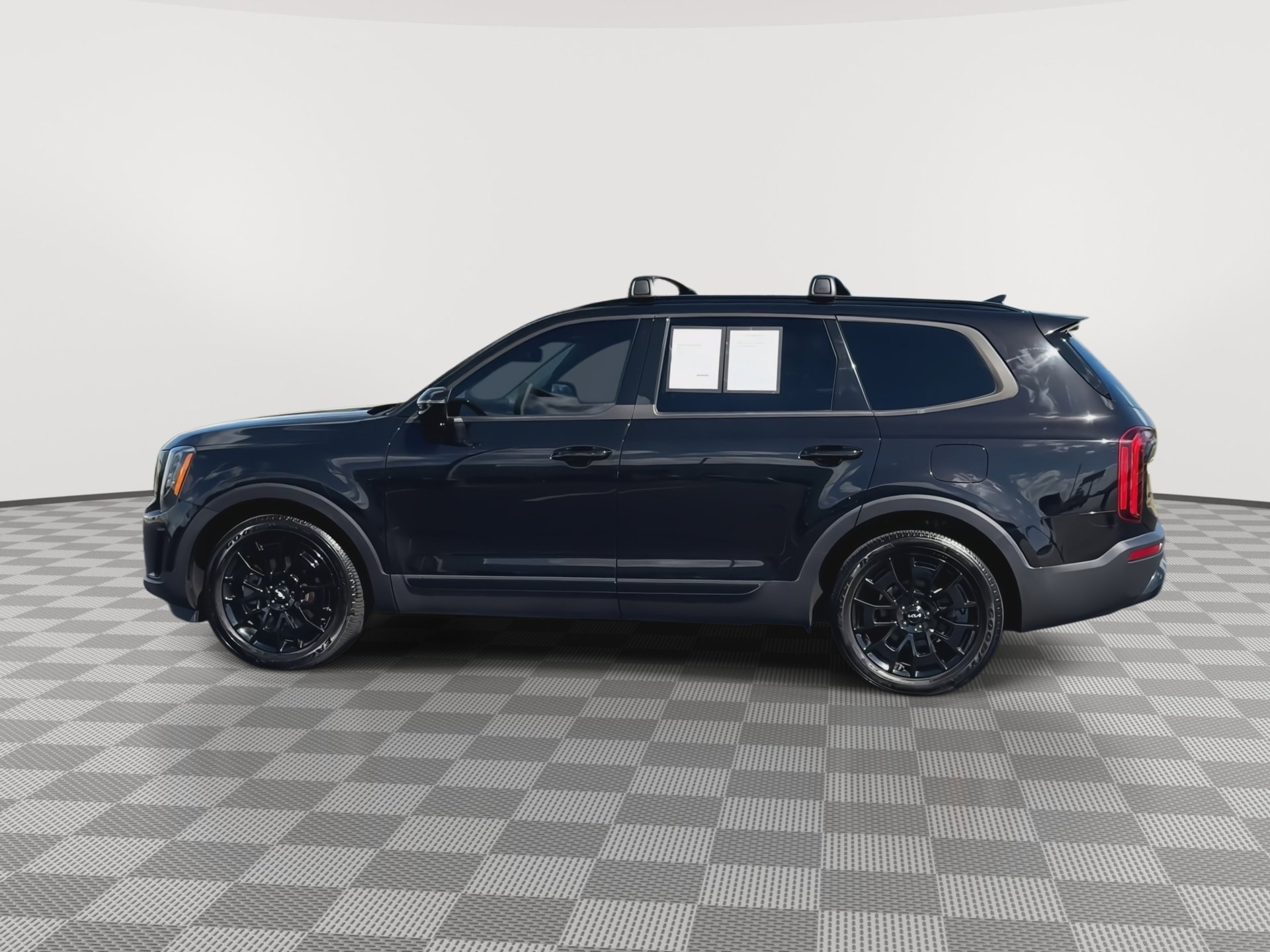 Used 2022 Kia Telluride SX w/ SX Prestige Package AWD/4WD image 5