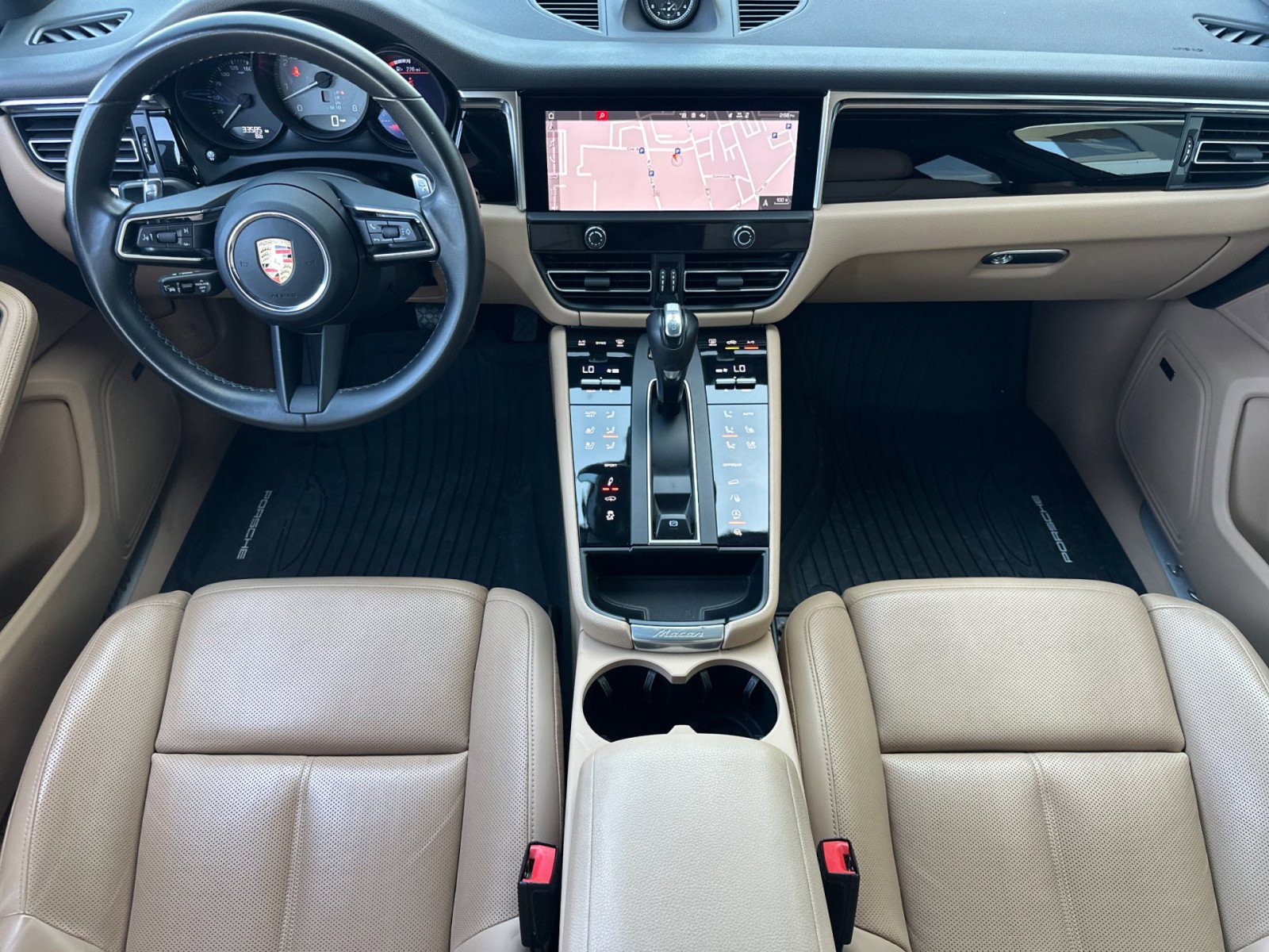 Certified 2023 Porsche Macan S image 6