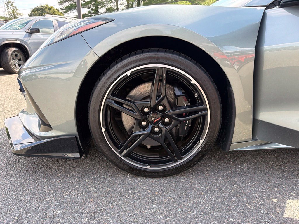 Used 2023 Chevrolet Corvette Stingray Preferred Cpe w/ Z51 Performance Package RWD image 24
