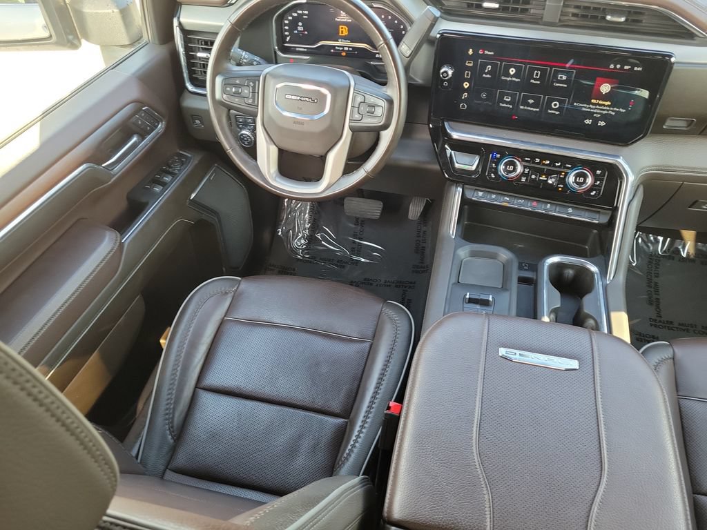 Used 2024 GMC Sierra 3500 Denali w/ Denali Reserve Package AWD/4WD image 10