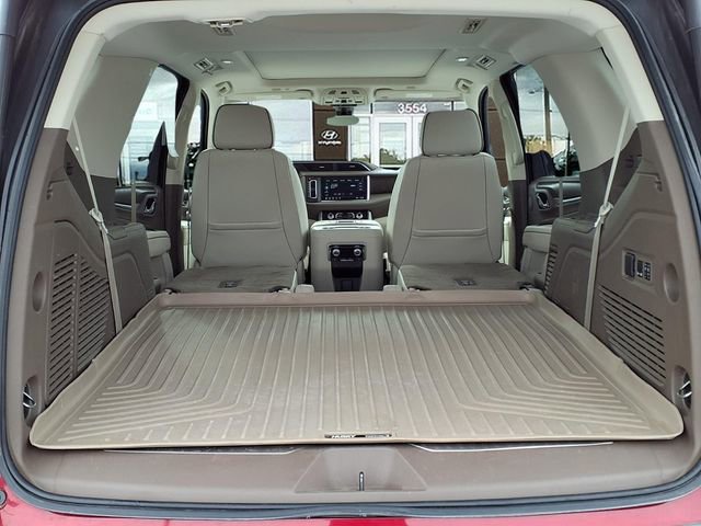 Used 2021 GMC Yukon Denali w/ Denali Premium Package image 7