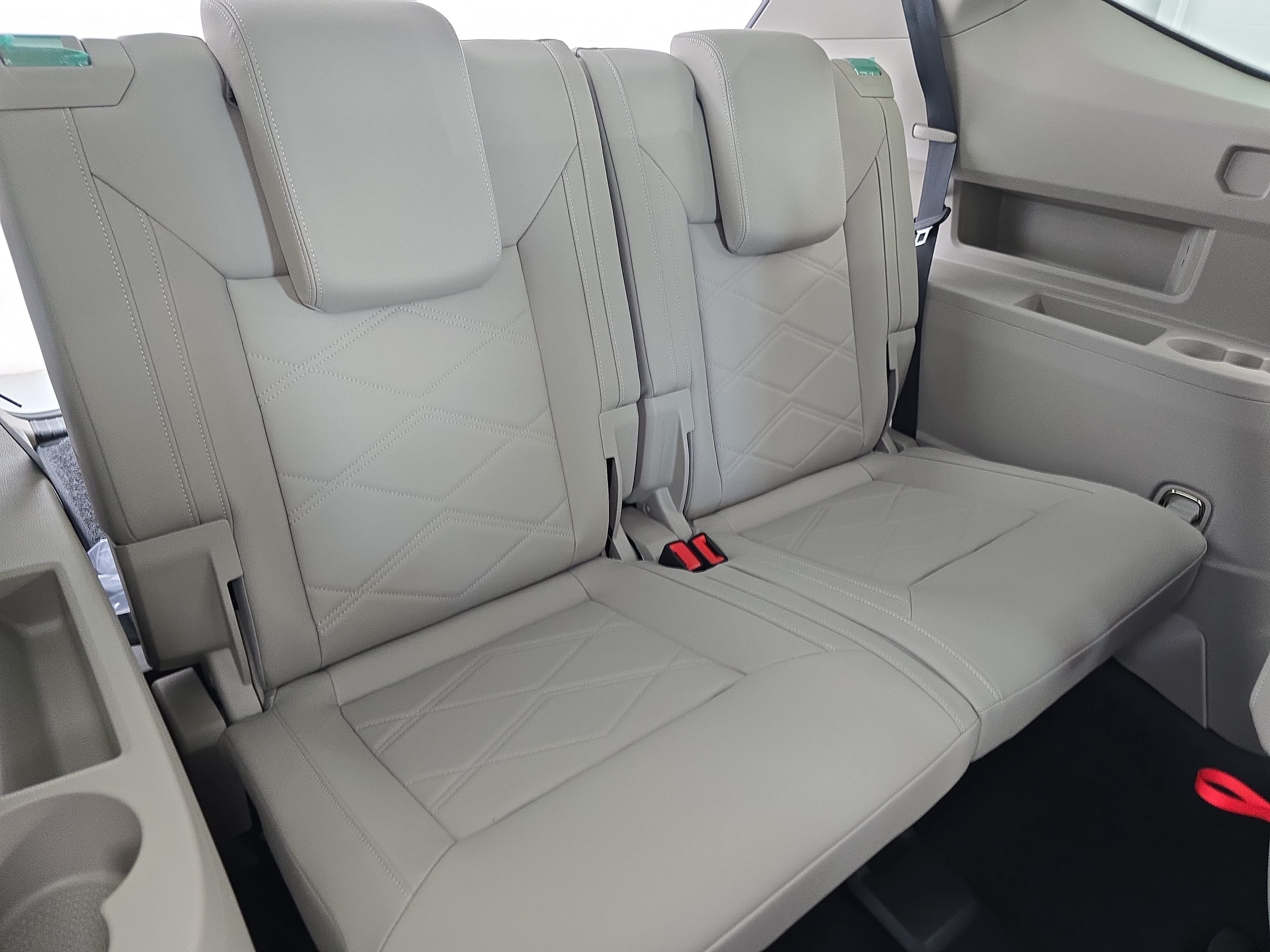 New 2026 Volkswagen Atlas SE AWD/4WD image 12