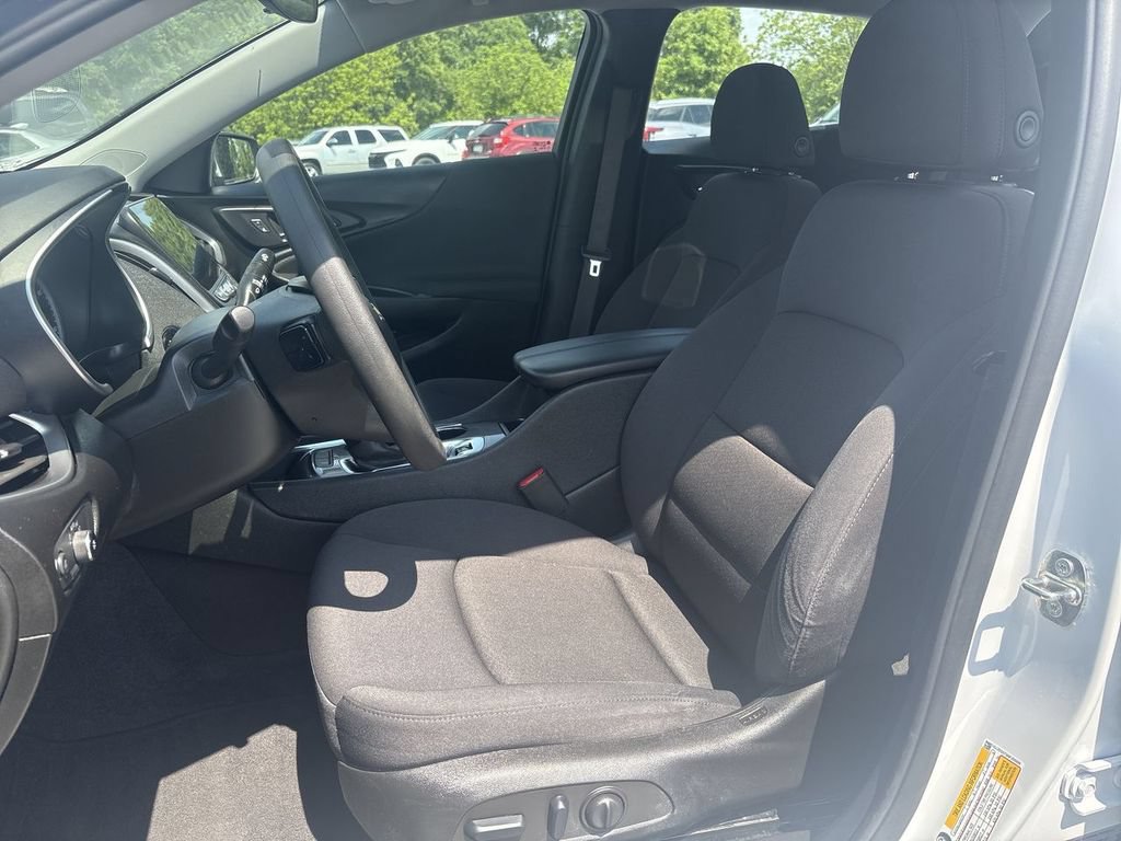 Certified 2022 Chevrolet Malibu LT FWD image 18