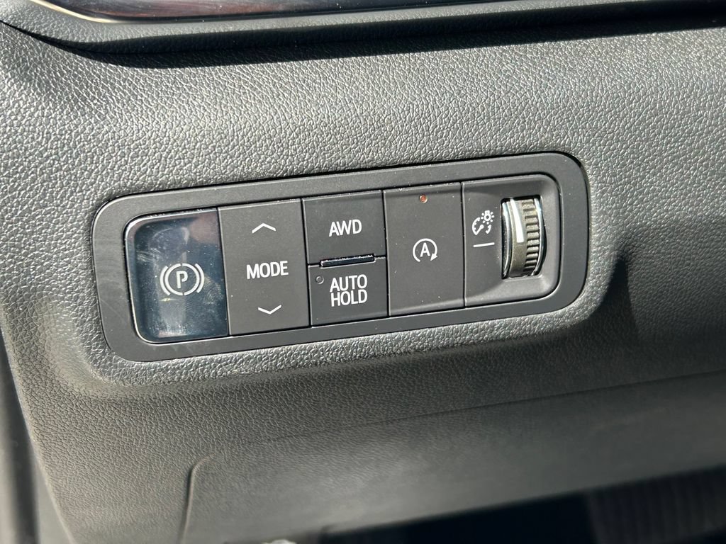 Used 2026 GMC Terrain Denali AWD/4WD image 28