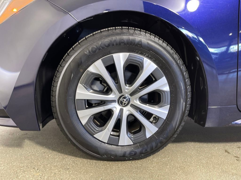 Certified 2022 Toyota Corolla LE w/ Carpet Mat Package (TMS) image 11