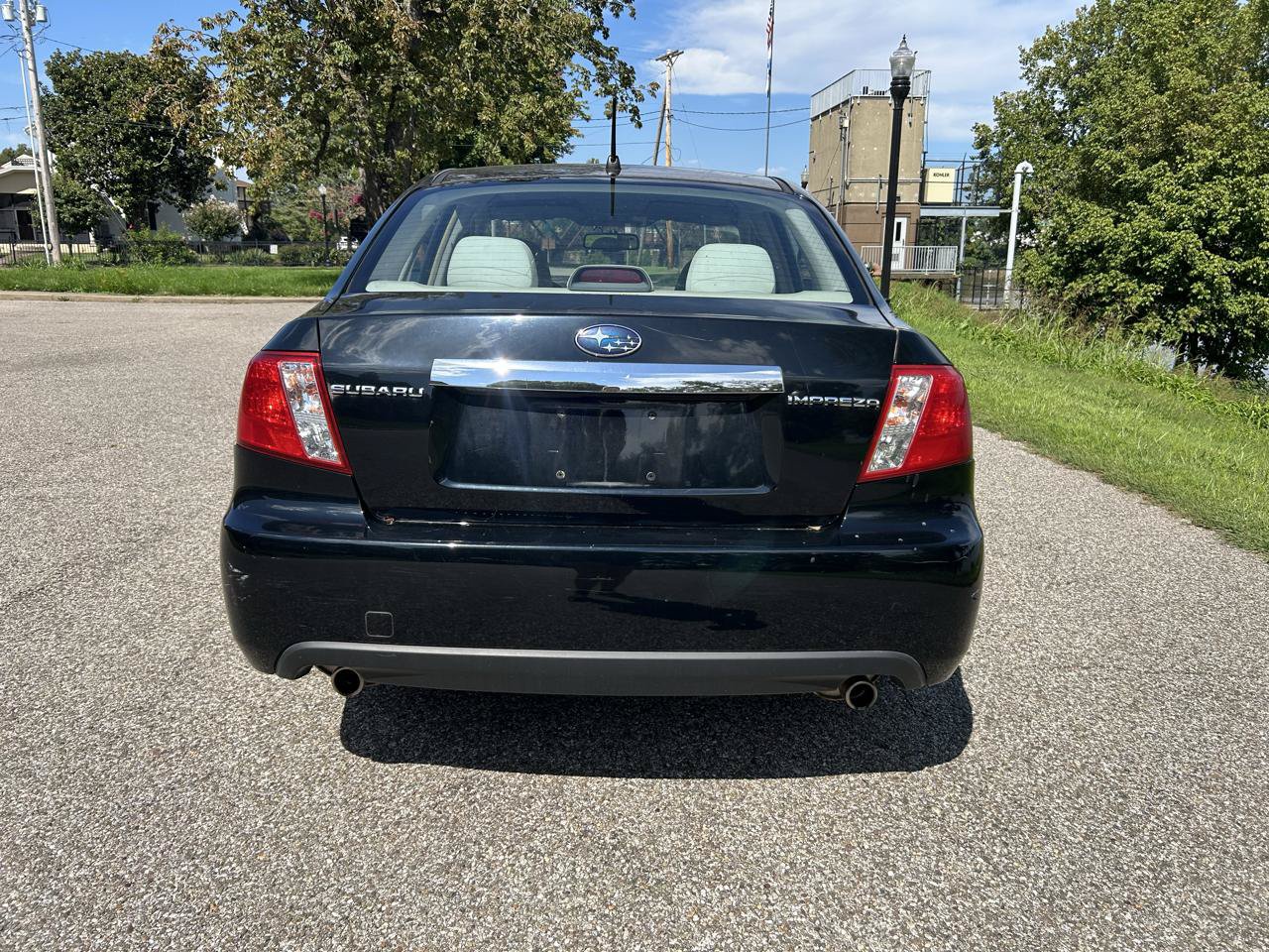 Used 2009 Subaru Impreza 2.5i AWD/4WD image 4