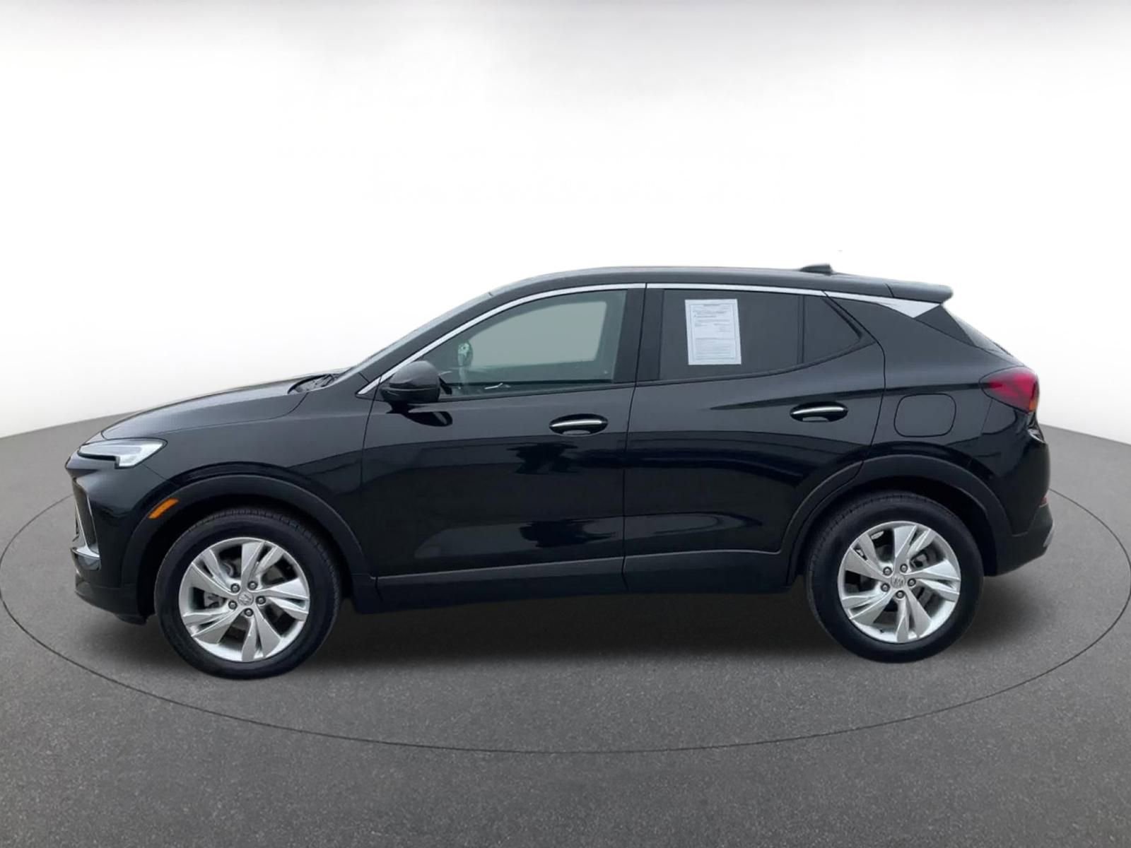 Used 2025 Buick Encore GX Preferred image 9