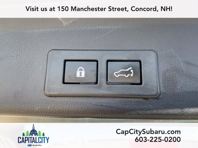 Used 2023 Subaru Ascent Premium w/ Convenience Package AWD/4WD image 9