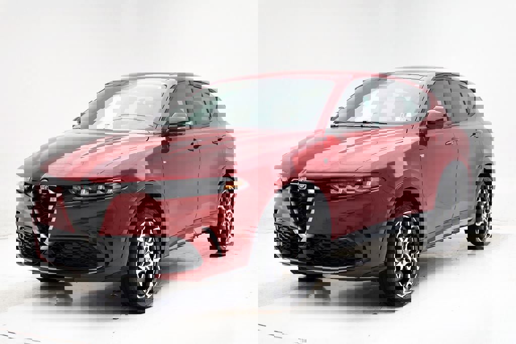 Used 2024 Alfa Romeo Tonale Ti w/ Active Assist Package video 2