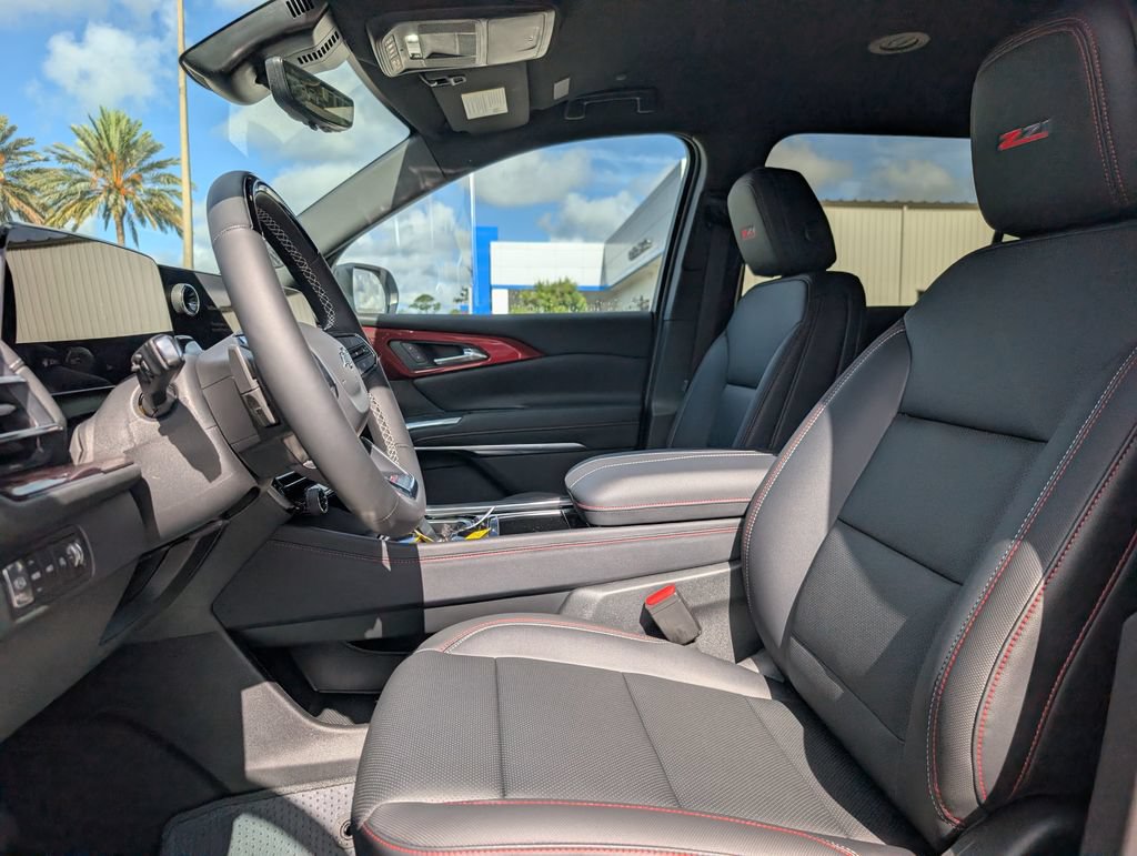 New 2026 Chevrolet Traverse Z71 w/ Enhanced Driving Package AWD/4WD image 14