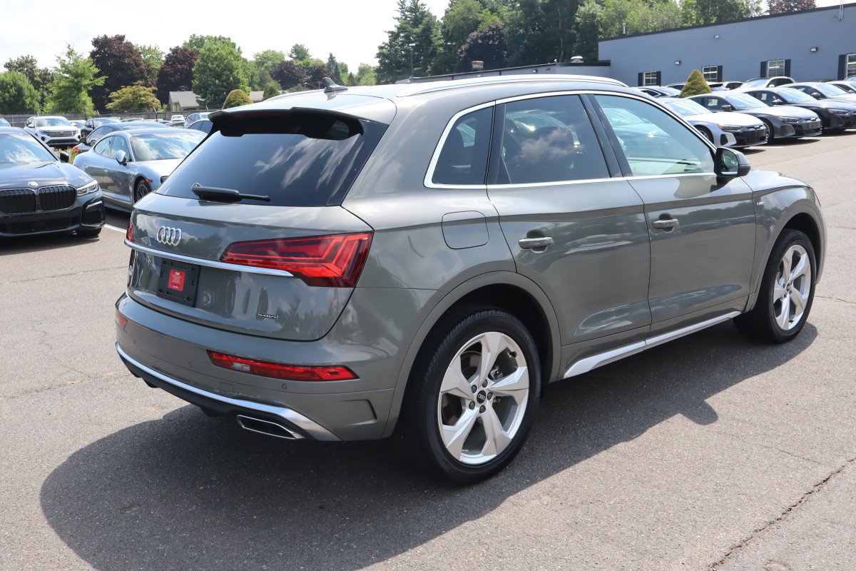 Used 2023 Audi Q5 2.0T Premium Plus w/ Premium Plus Package AWD/4WD image 6