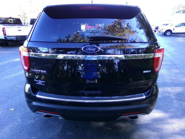 Certified 2018 Ford Explorer Limited w/ Equipment Group 301A AWD/4WD image 8