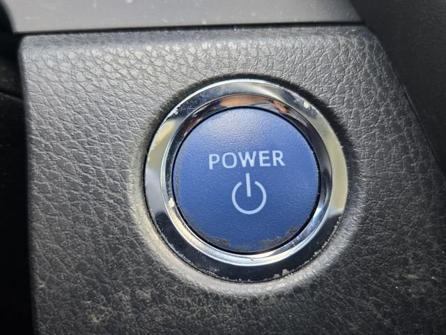 Used 2022 Toyota Camry LE FWD image 24