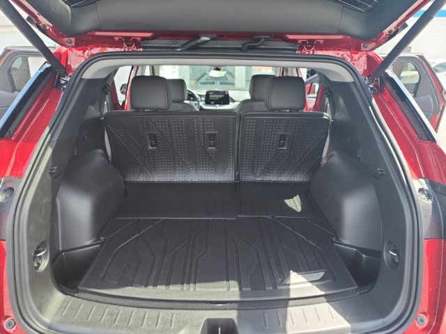 New 2026 Chevrolet Blazer LT w/ Sound & Technology Package FWD image 22