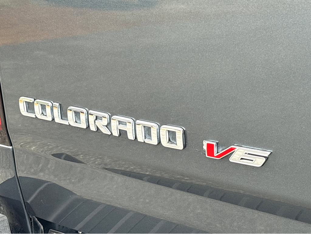 Used 2019 Chevrolet Colorado W/T w/ WT Convenience Package RWD image 19