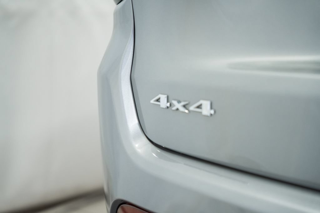 Certified 2023 Jeep Compass Latitude AWD/4WD image 7