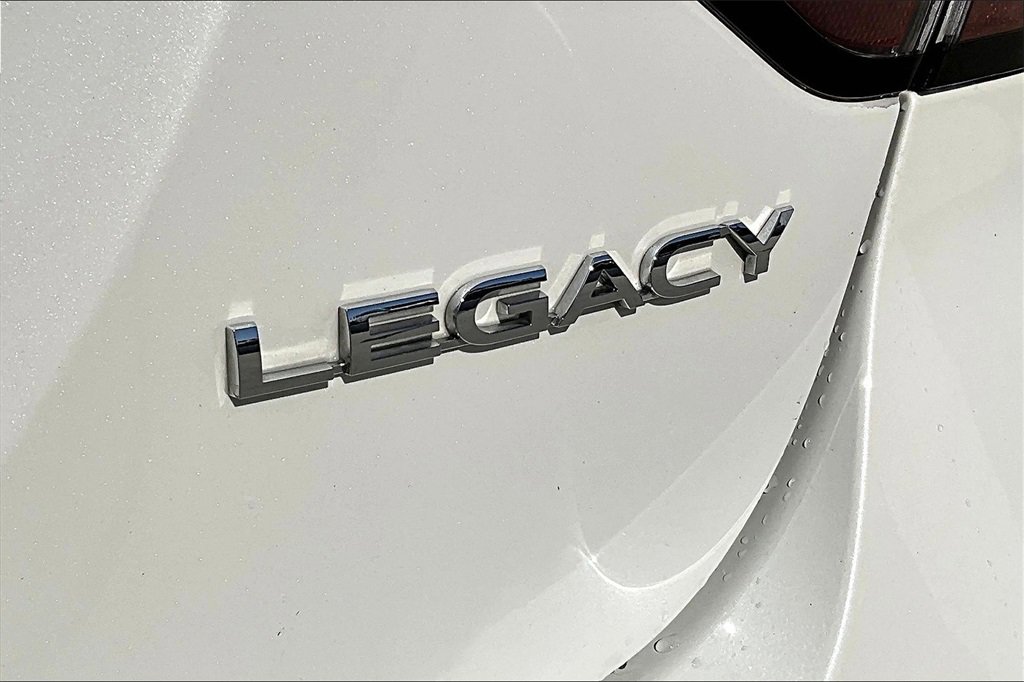 Used 2023 Subaru Legacy Limited image 8