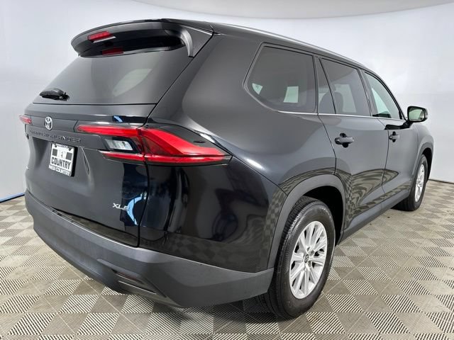 Used 2024 Toyota Grand Highlander AWD image 12