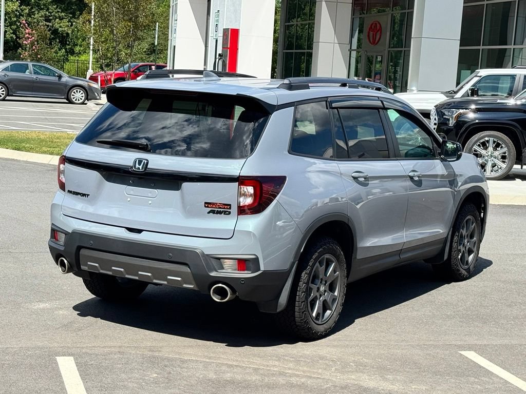 Used 2025 Honda Passport TrailSport image 9