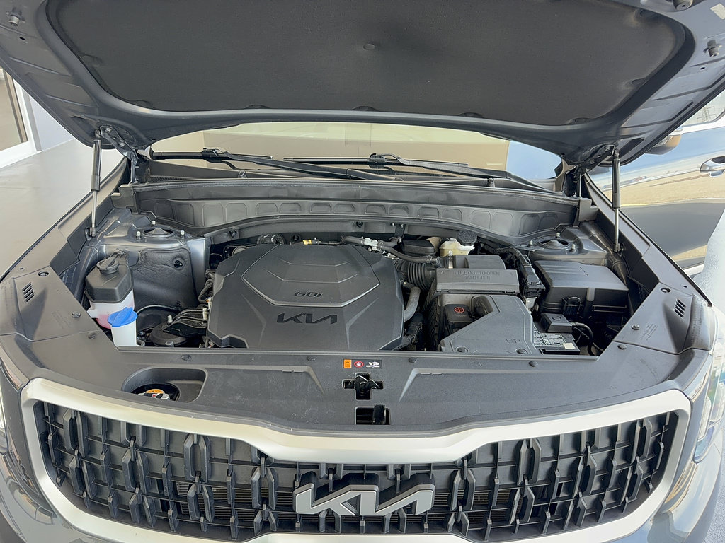 Used 2023 Kia Telluride LX FWD image 36