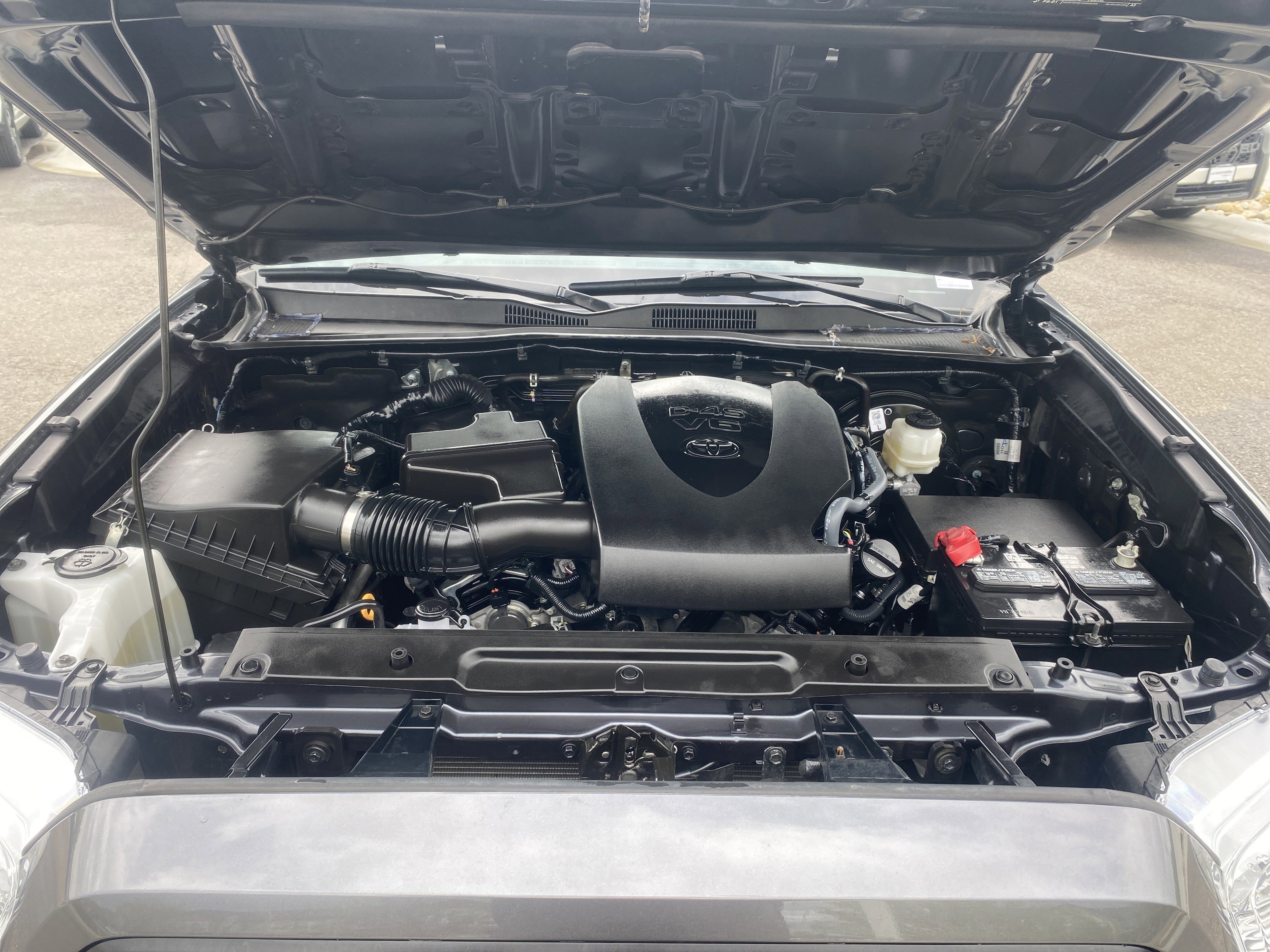 Used 2023 Toyota Tacoma SR AWD/4WD image 23