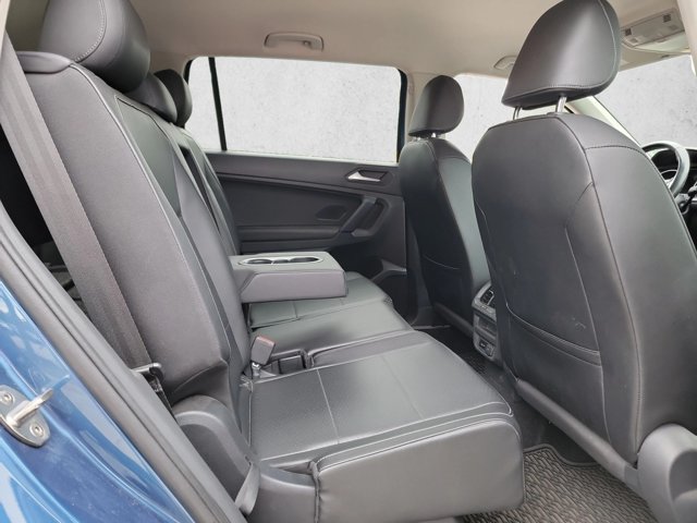 Used 2019 Volkswagen Tiguan S FWD image 23