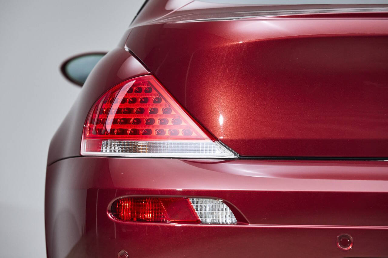 Used 2006 BMW M6 Coupe RWD image 24