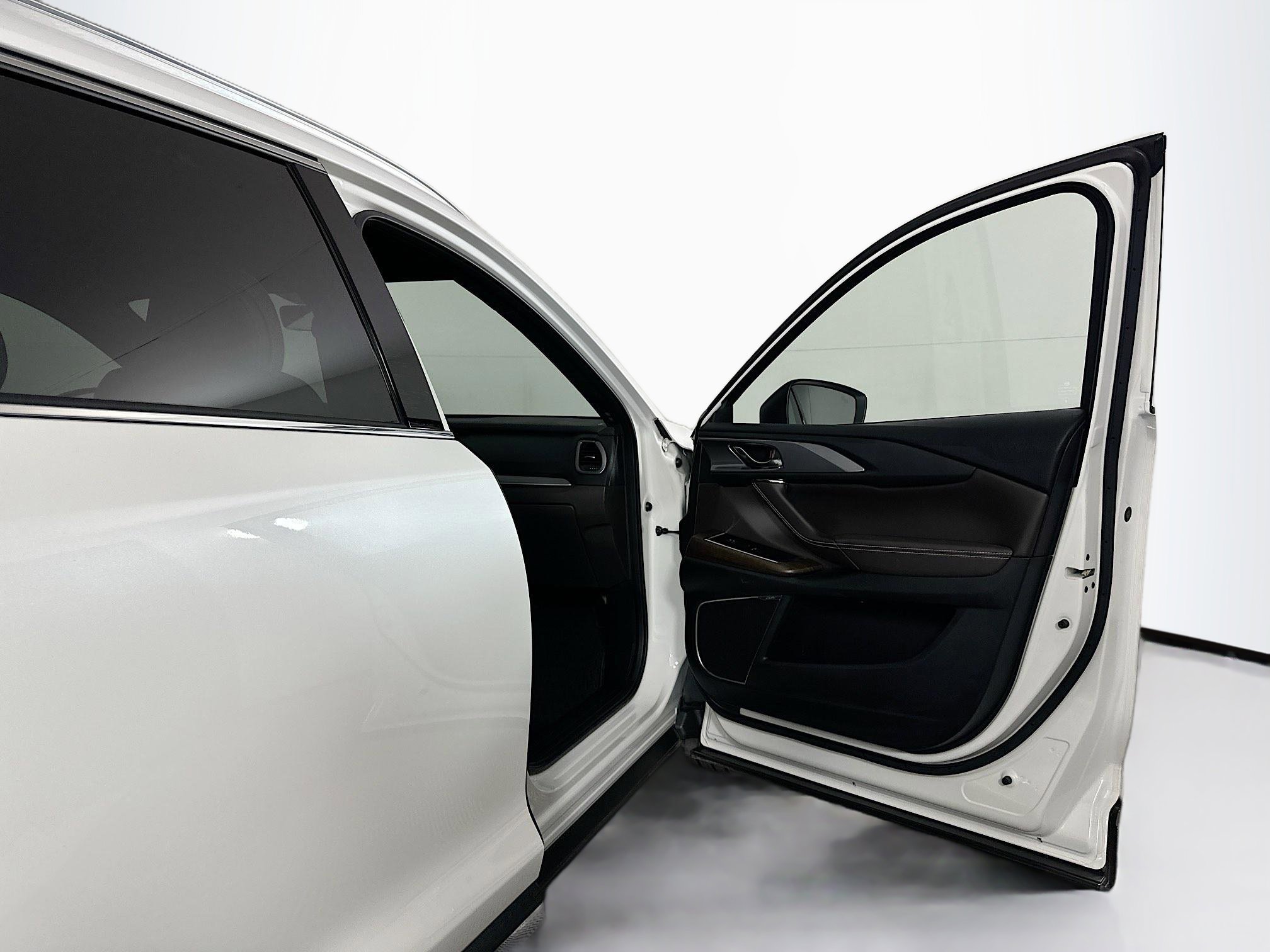 Used 2020 MAZDA CX-9 Signature image 35