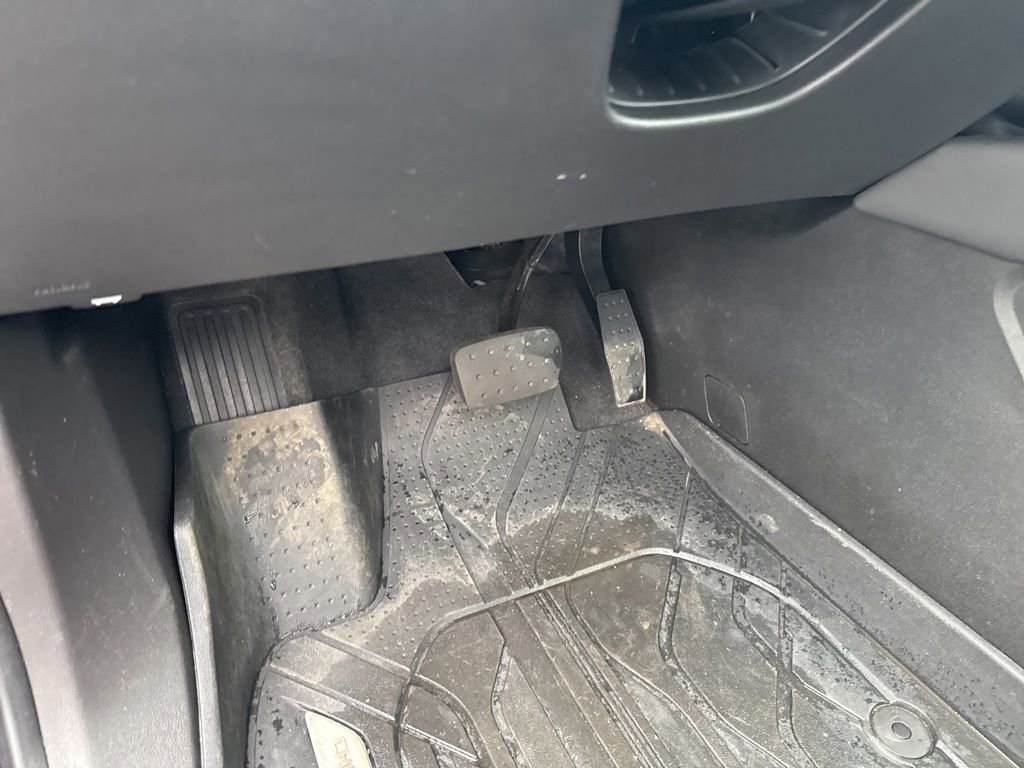 Used 2024 Chevrolet Blazer LT w/ Sound & Technology Package image 12