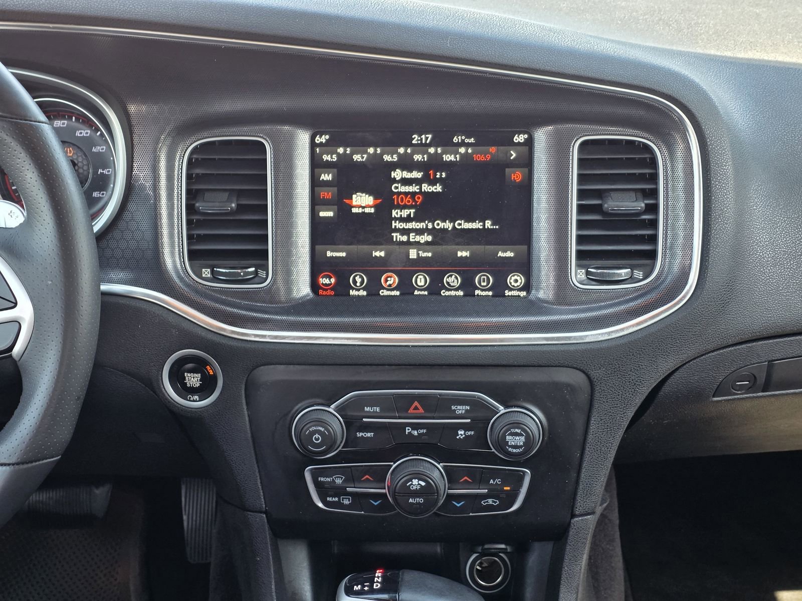 Used 2018 Dodge Charger R/T image 22