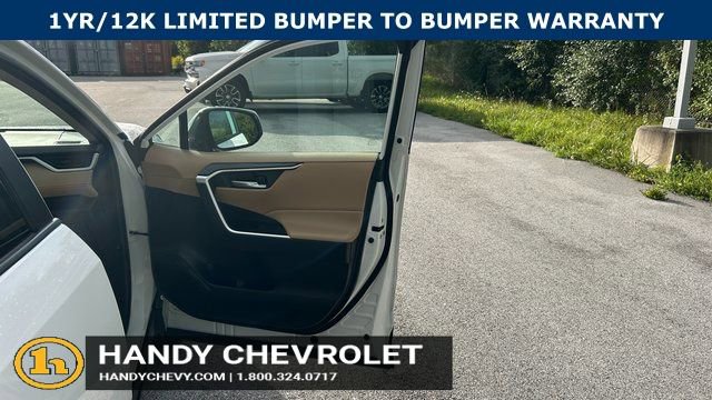 Used 2023 Toyota RAV4 XLE w/ Convenience Package image 42